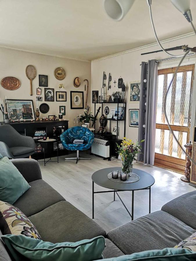 Kule Gule Huset Apartment สโวลแวร์ ภายนอก รูปภาพ